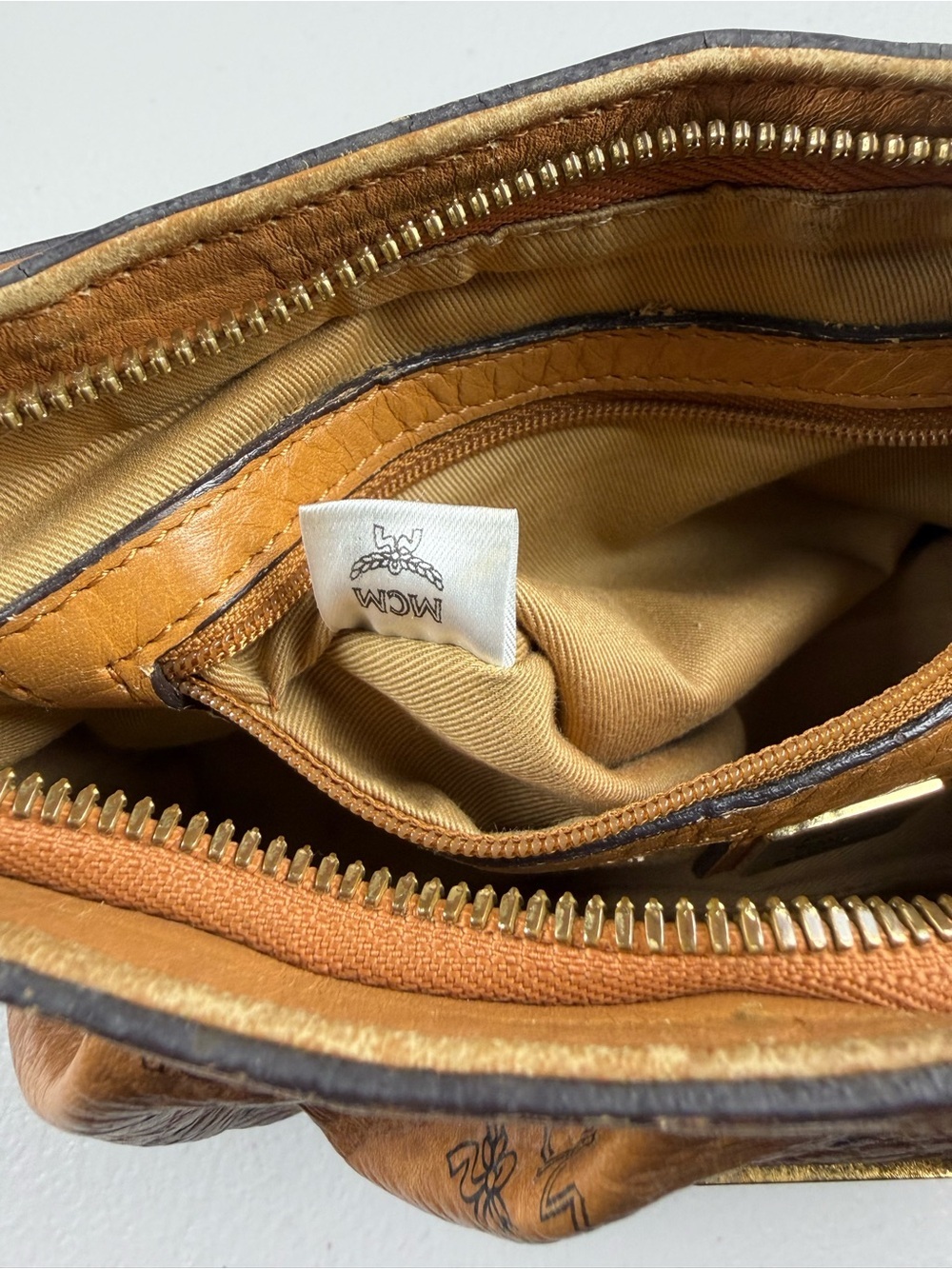 MCM Visetos Coates Canvas Bag - Picture 10 of 11